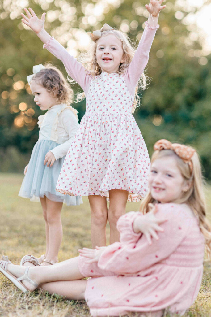 JCrane Photography, Spring family portraits, Photography outfit ideas