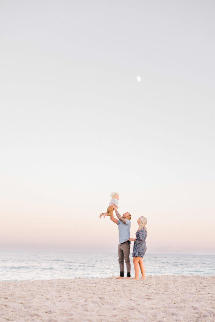 Beach family photos North Carolina, JCrane Photography, Raleigh newborn photographer, Raleigh maternity photographer, Raleigh family photographer