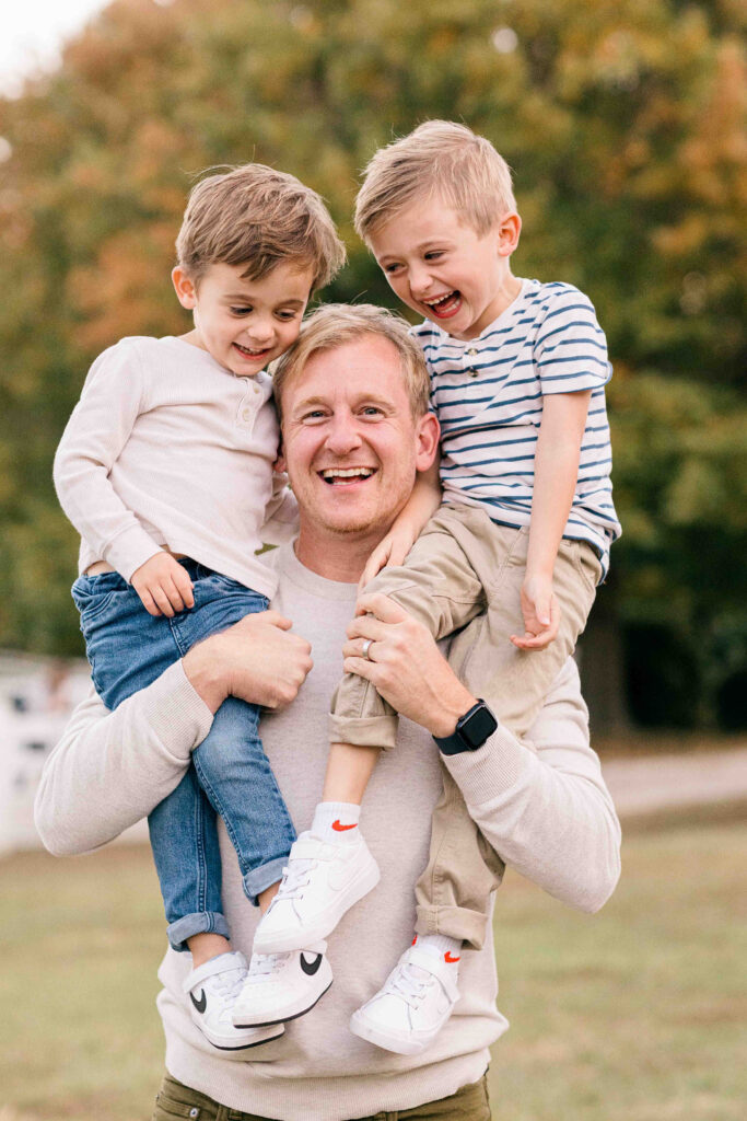 what to wear for family pictures in fall, Raleigh fall mini sessions, JCrane Photography, Raleigh outdoor family portraits, Raleigh outdoor mini sessions