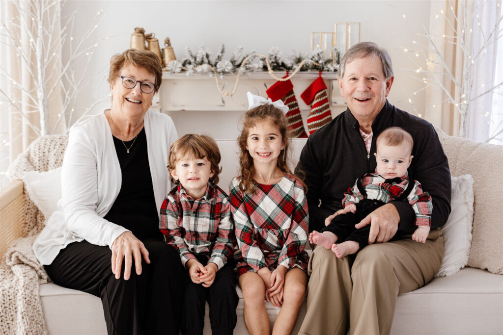 Christmas mini sessions, Seasonal mini sessions, JCrane Photography, Raleigh holiday mini sessions, Raleigh Santa mini sessions