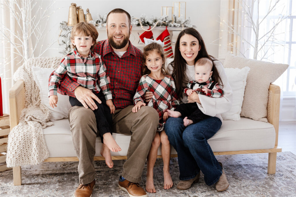 Santa pictures in Raleigh, Family holiday pictures, JCrane Photography, Raleigh holiday mini sessions, Raleigh Santa mini sessions