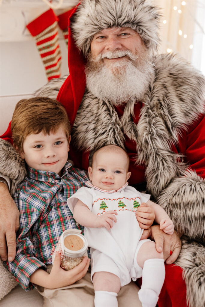Santa mini sessions, Holiday family photography, JCrane Photography, Raleigh holiday mini sessions, Raleigh Santa mini sessions