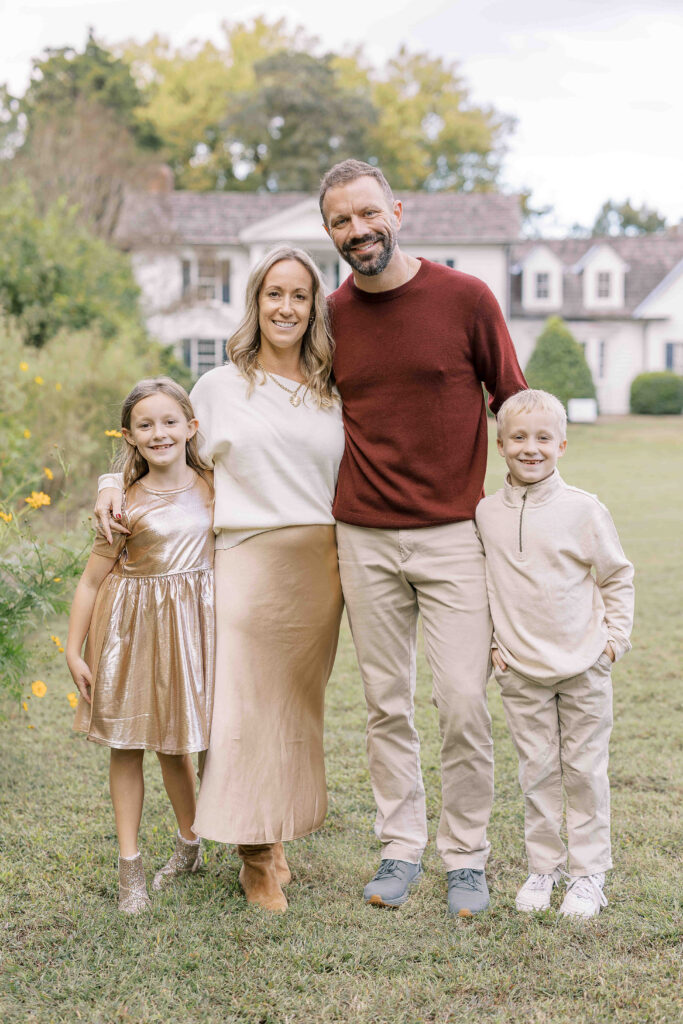 Outdoor Family Photographer Near Me, Raleigh outdoor family portraits, Historic Oak View Portraits, JCrane Photography, Raleigh Family Photography