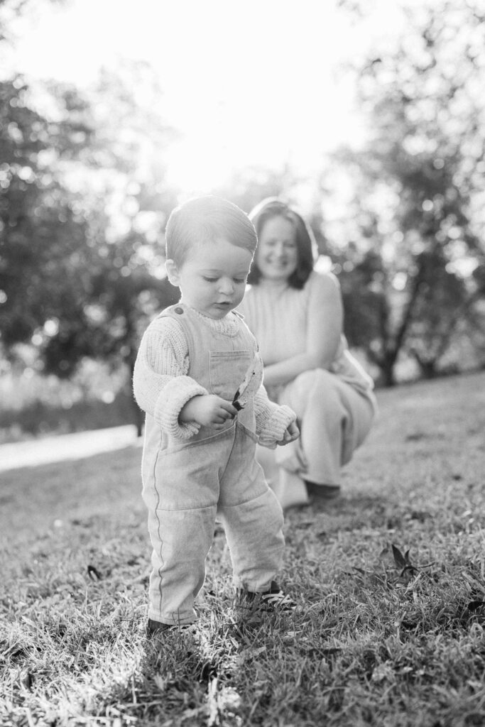 children’s photography Raleigh, Raleigh Mother’s Day photo sessions, Historic Oak View Portraits, JCrane Photography, Raleigh Family Photography