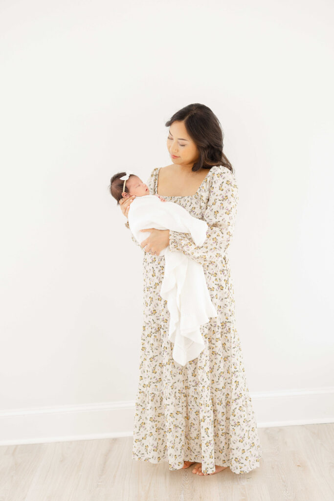 Heirloom newborn portraits Raleigh, how to prepare for family pictures, JCrane Photography, Raleigh family photographer