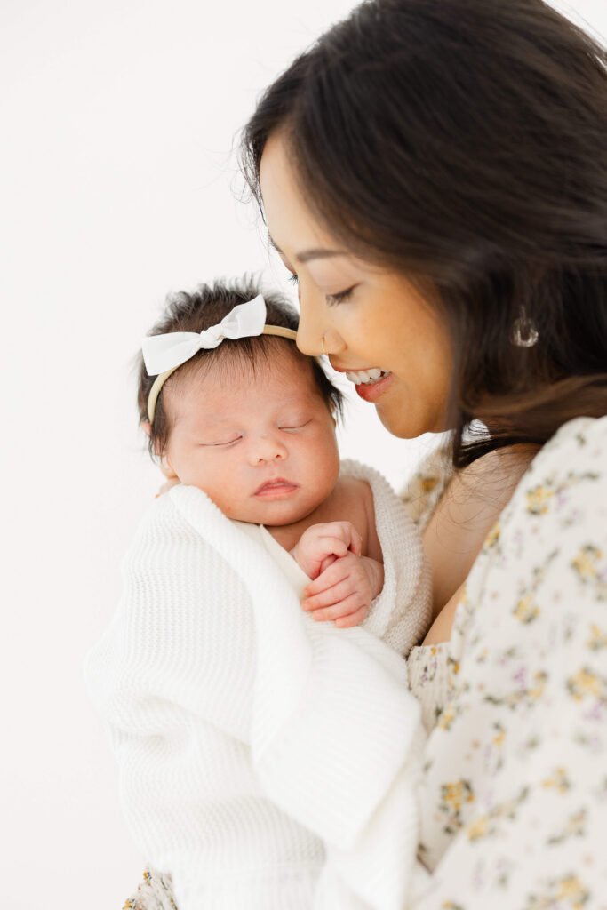 how to prepare for family pictures, Fine art newborn photography Raleigh, JCrane Photography, Raleigh family photographer
