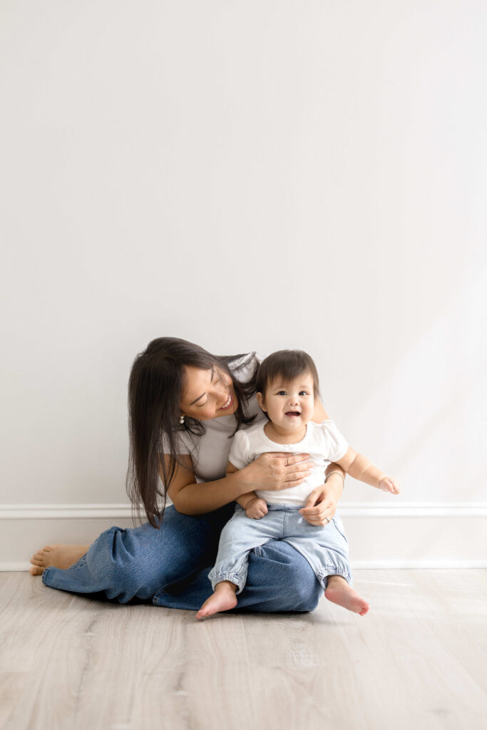 Newborn and family photographer in Raleigh, Newborn and maternity photographer Raleigh, JCrane Photography, Raleigh family photographer