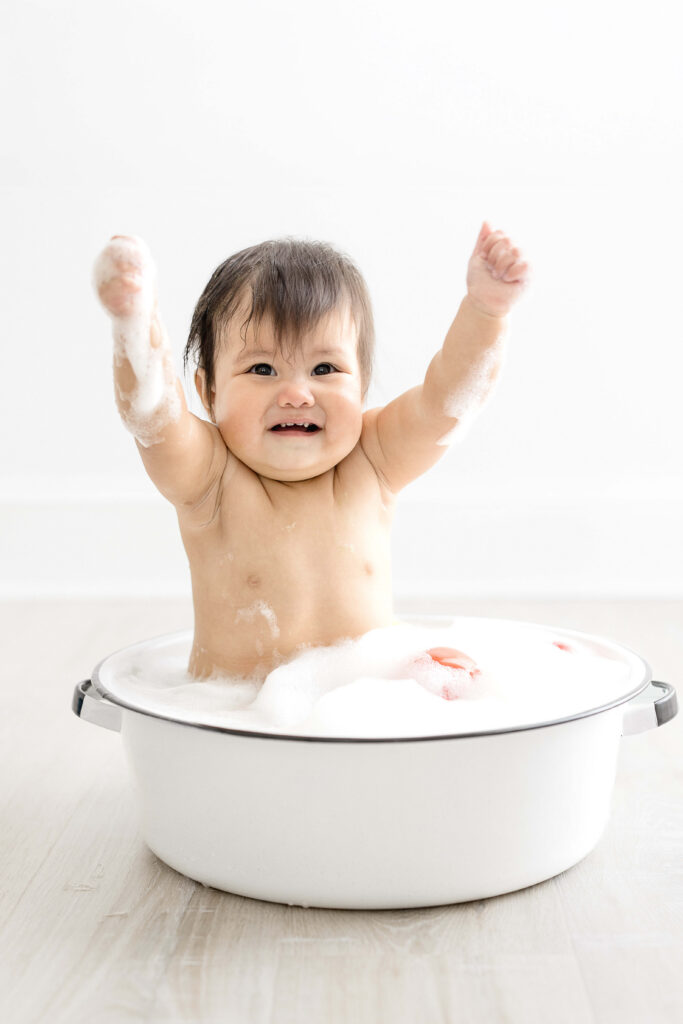 portraits with your baby, Raleigh first year photography package, JCrane Photography, Raleigh family photographer